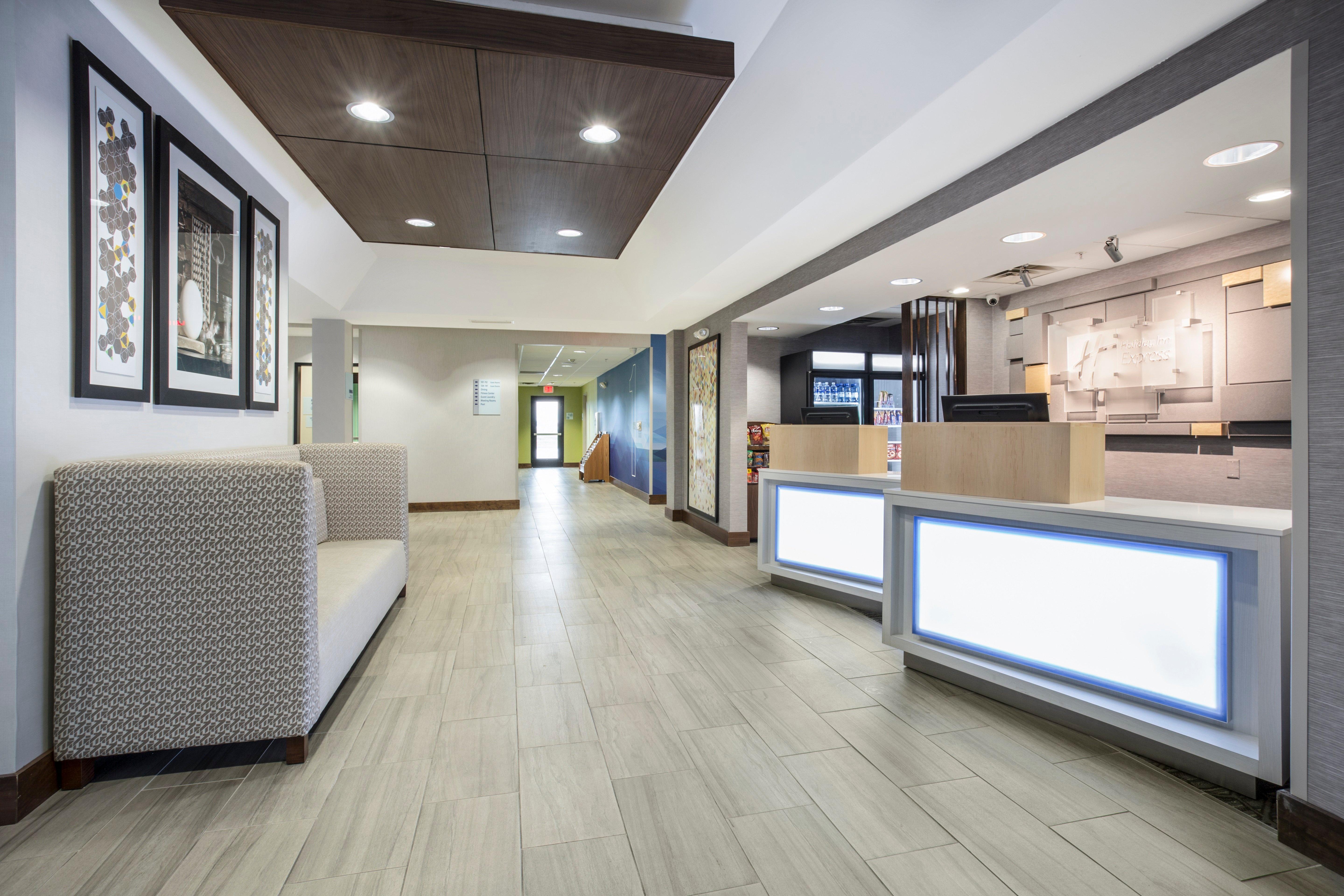 Holiday Inn Express Kansas City - At The Legends! By Ihg Bonner Springs Kültér fotó